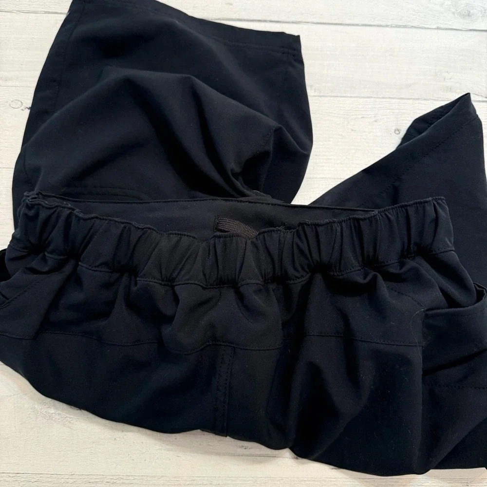 Specialized kids black shorts youth large‎